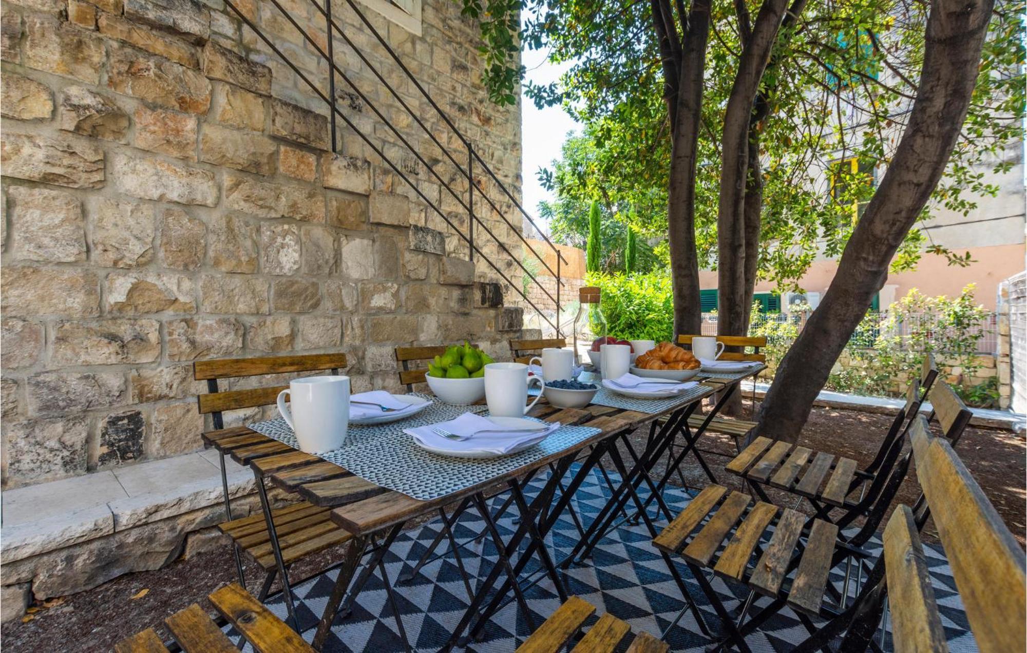 Stunning Home In Split With Outdoor Swimming Pool Exterior foto